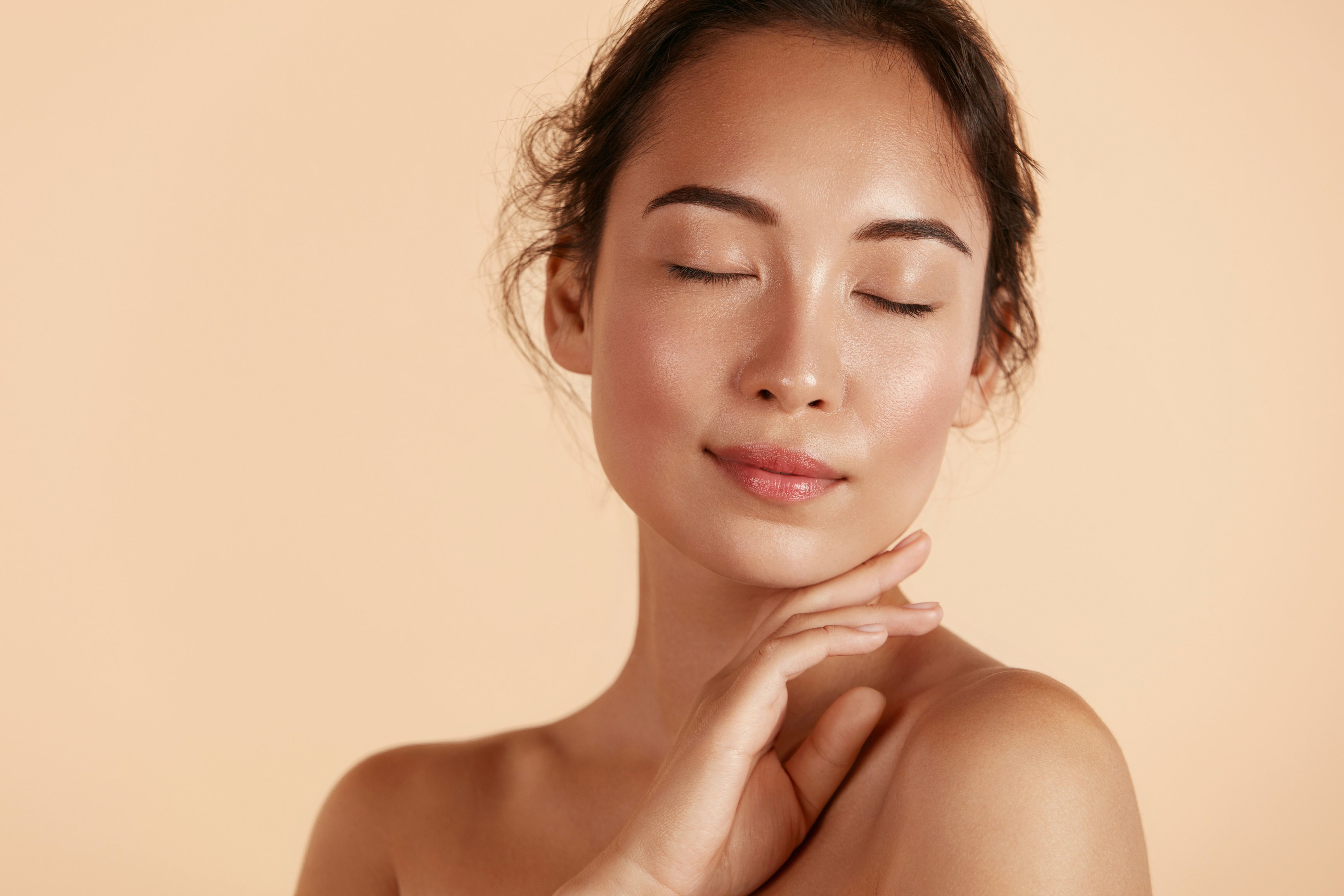 Beauty face. Woman with natural makeup and healthy skin portrait